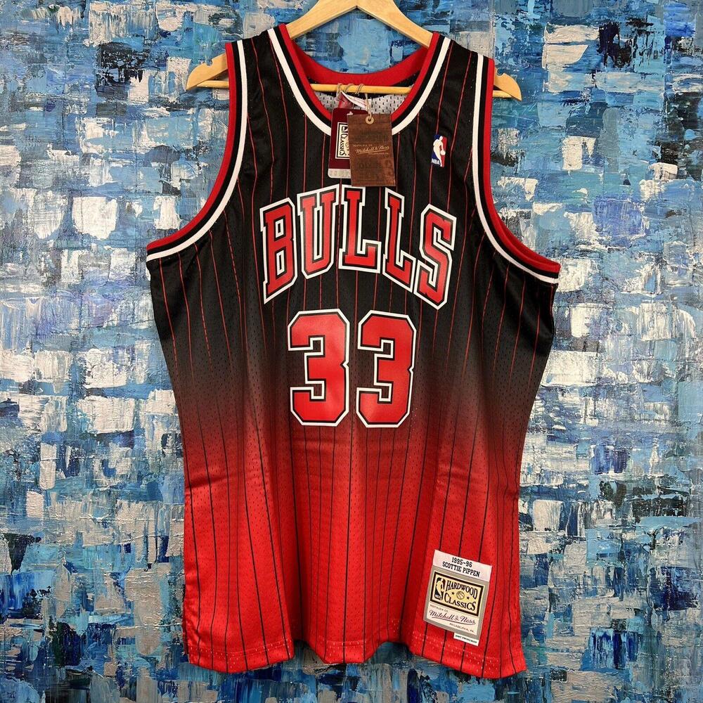 Mitchell & Ness Chicago Bulls Men’s XXL Fadeaway Swingman Jersey Scottie Pippen